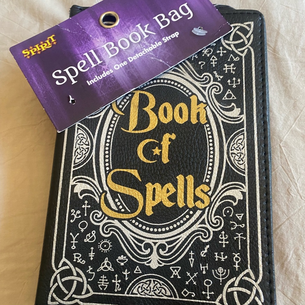 Spirit Book of Spells Black and Gold Spellbook Crossbody Bag, NWT - Picture 5 of 7